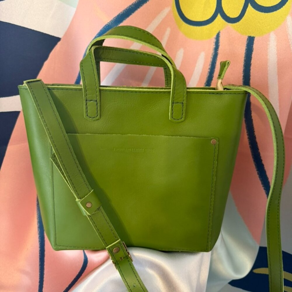 Portland Leather Green Apple mini crossbody with ZIP *UNICORN*